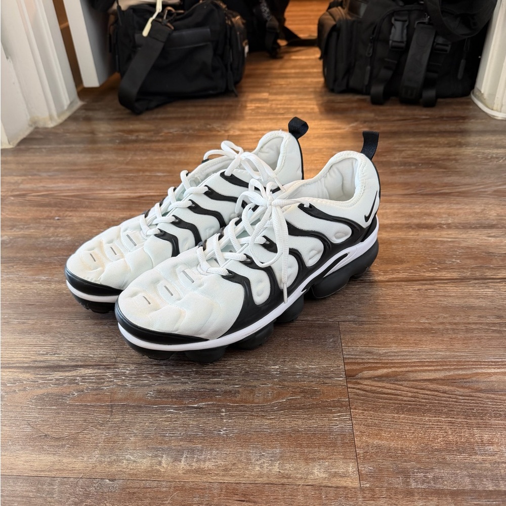 Nike VaporMax Plus Shoe